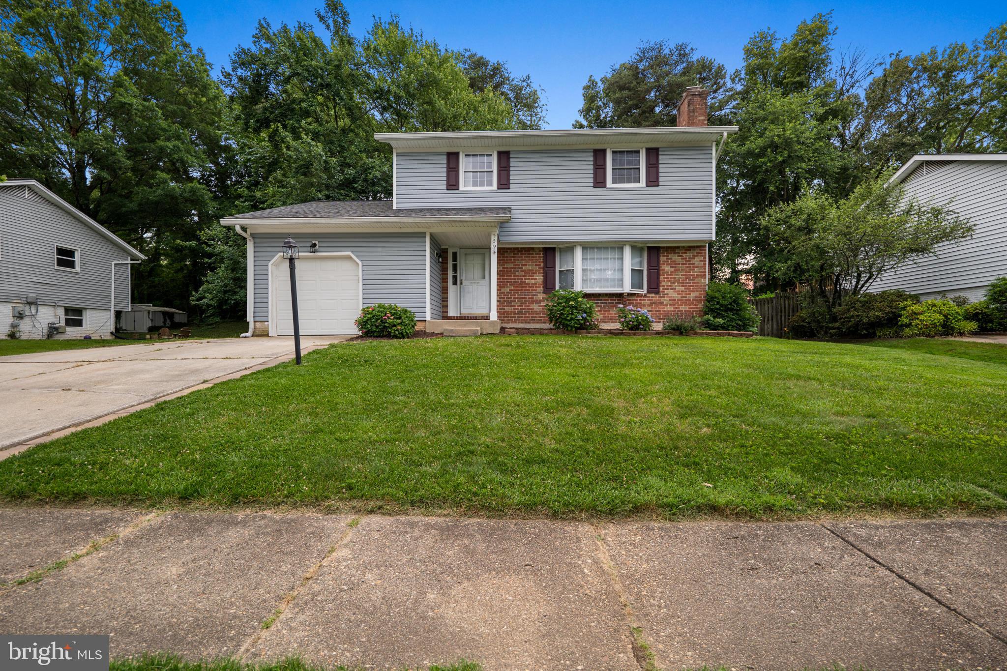 559 Lanny Ct