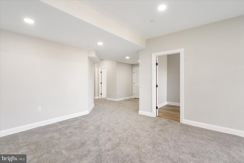 222 Elizabeth Ave
