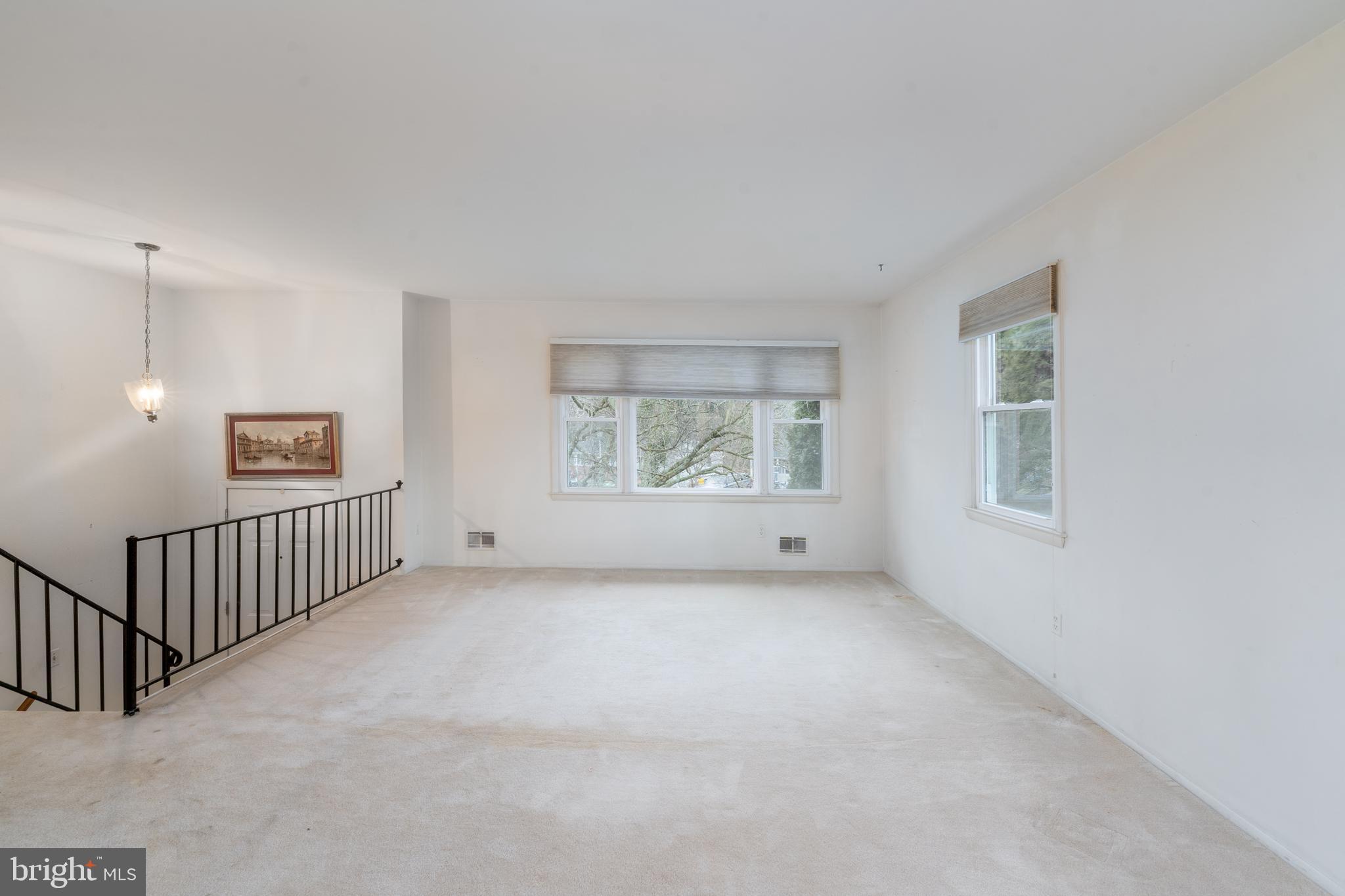 1419 MARINER DRIVE