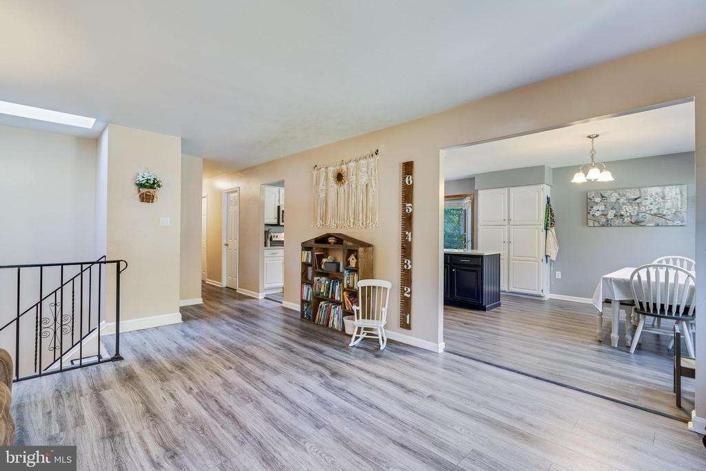 533 Clarks Run Rd