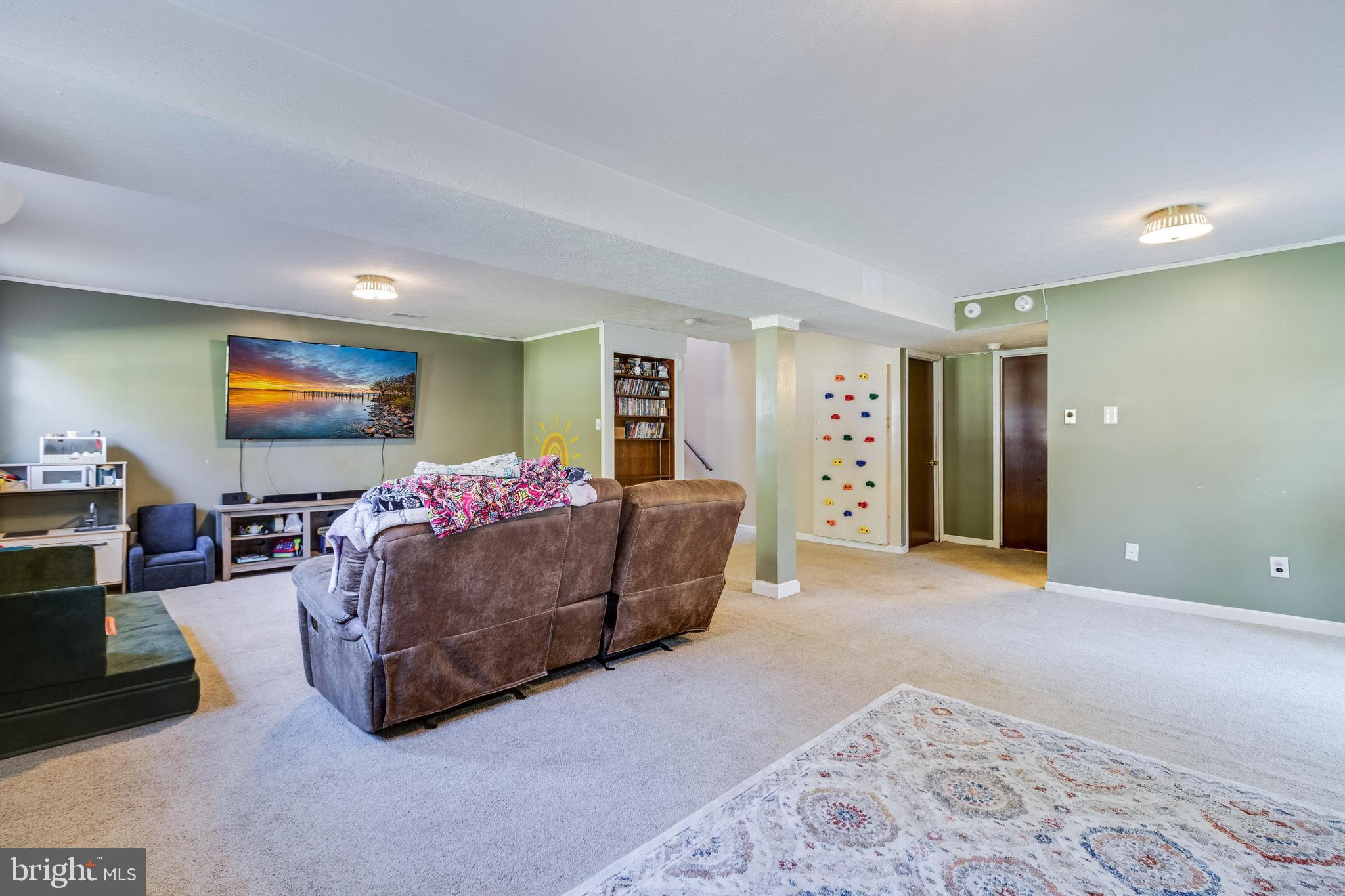 533 Clarks Run Rd