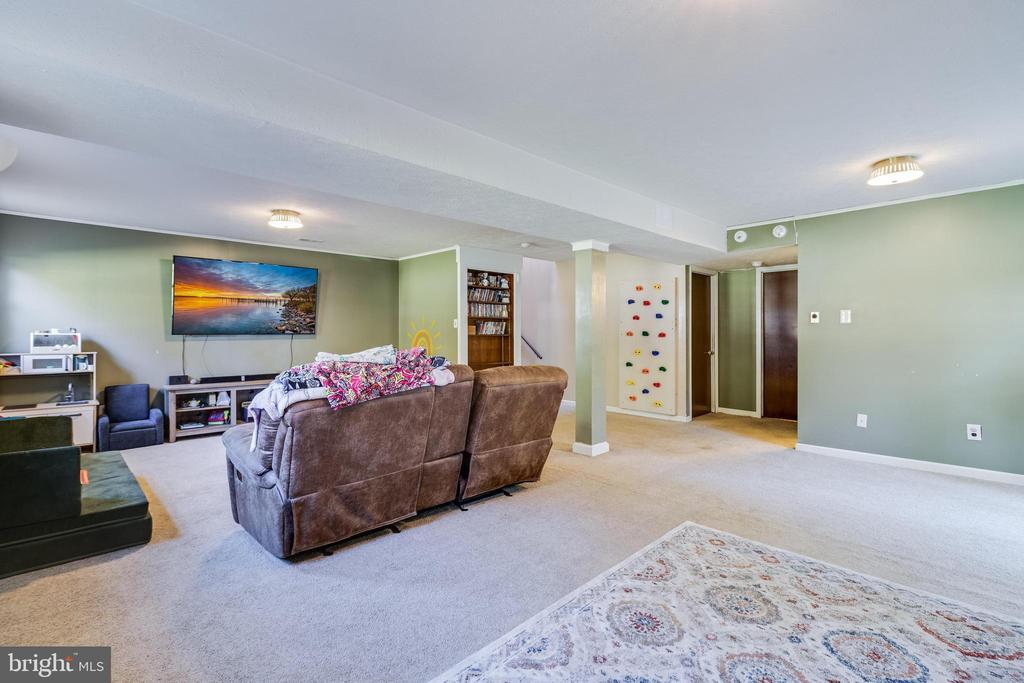 533 Clarks Run Rd