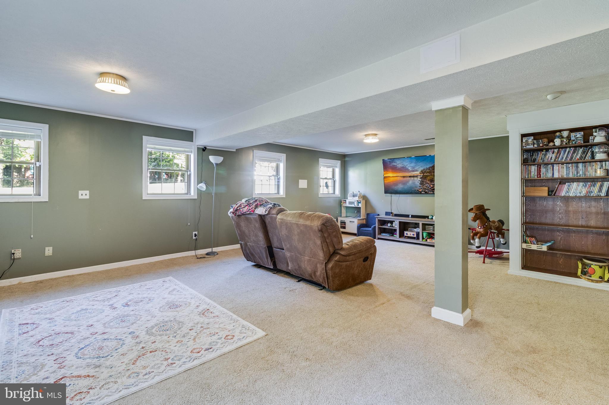 533 Clarks Run Rd