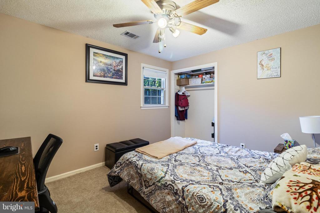533 Clarks Run Rd