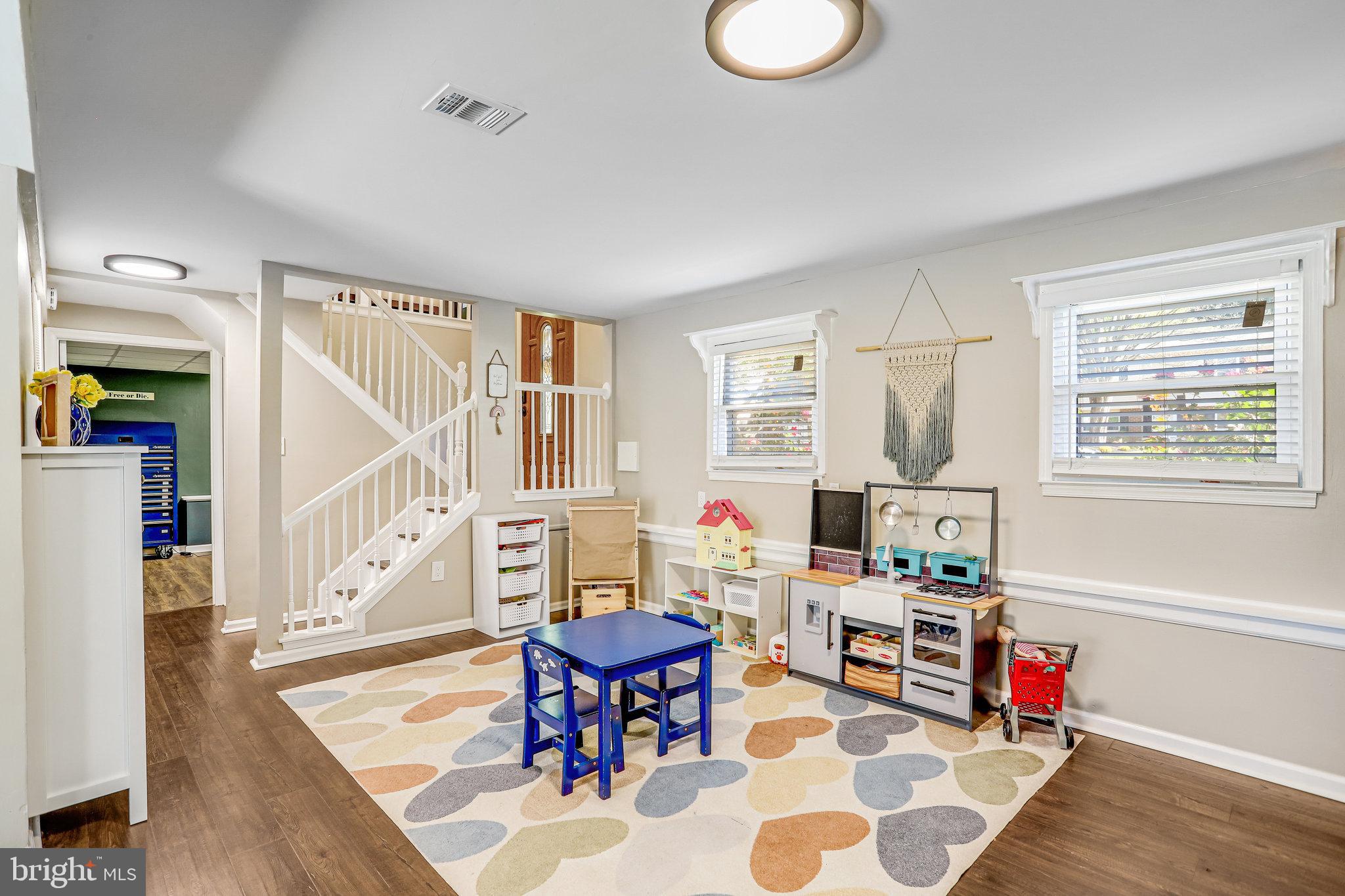 1712 GEMINI DRIVE