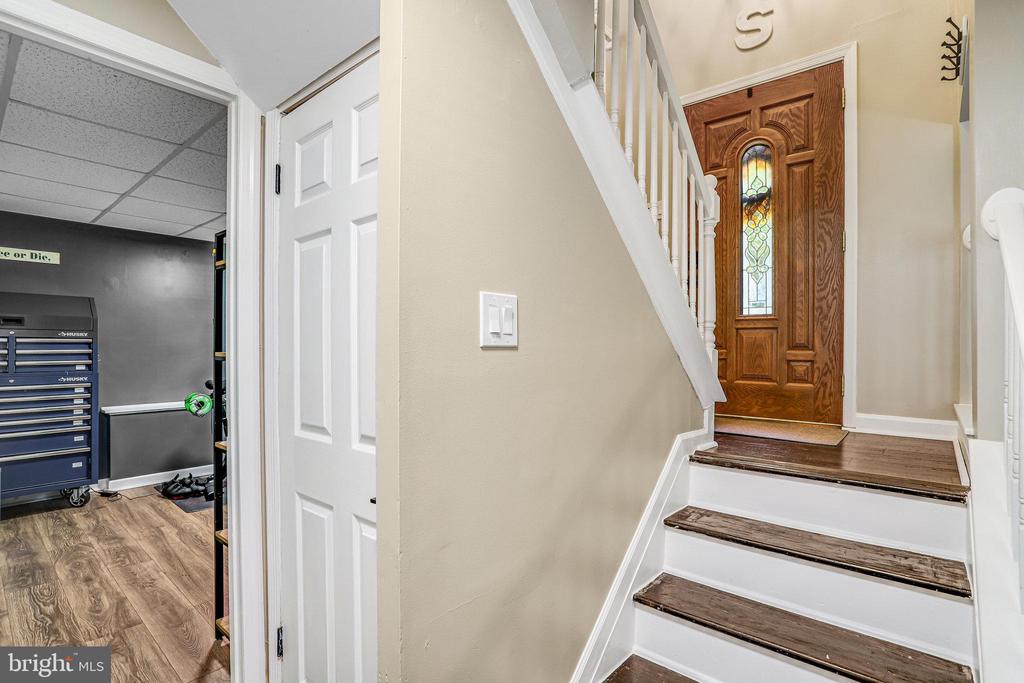 1712 GEMINI DRIVE