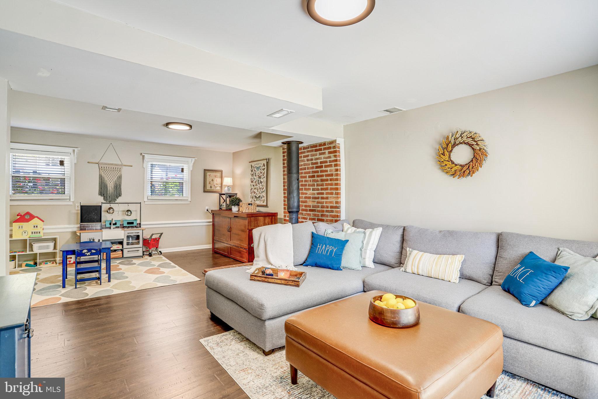 1712 GEMINI DRIVE