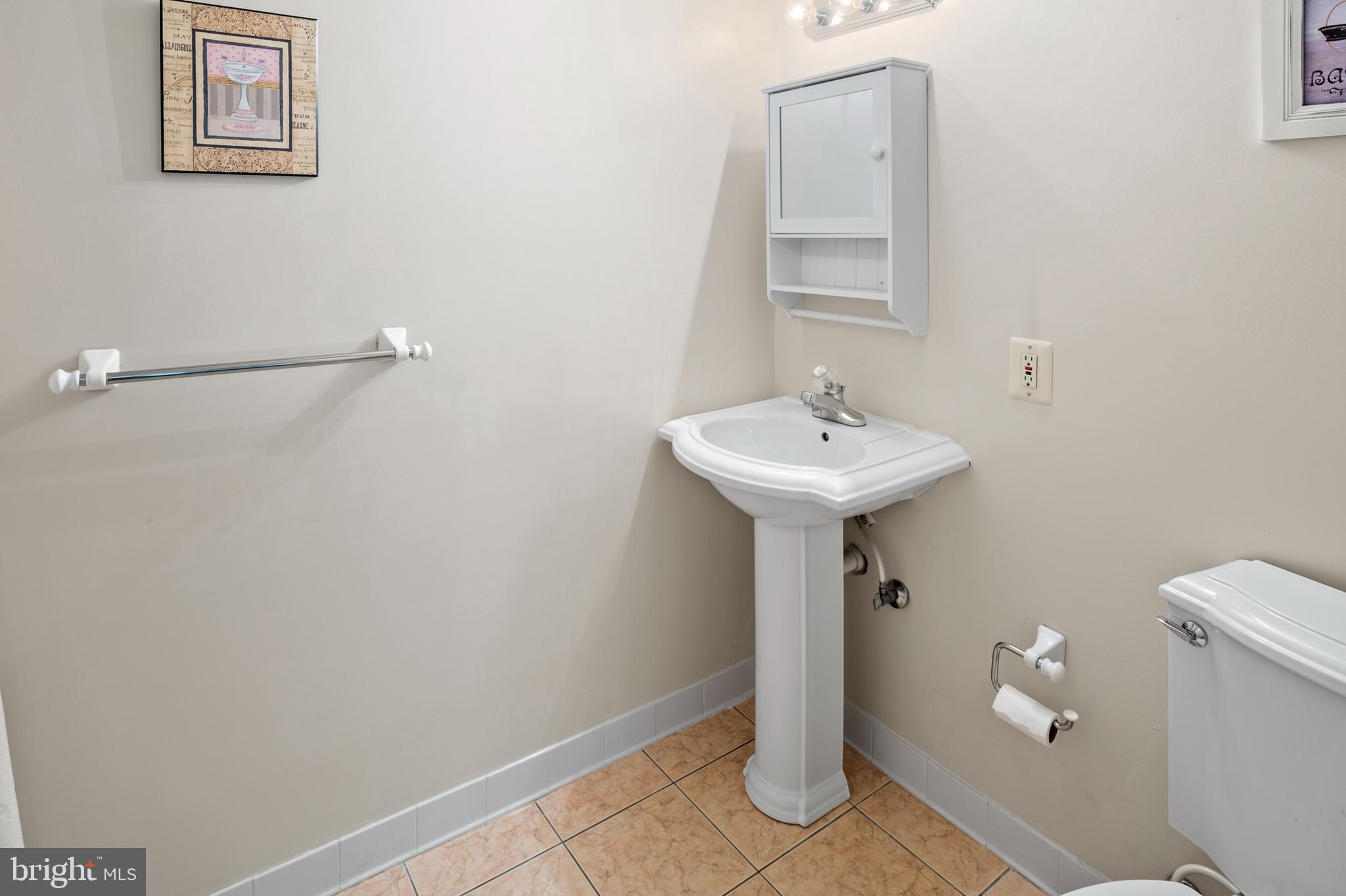 9410 Jackson Ct