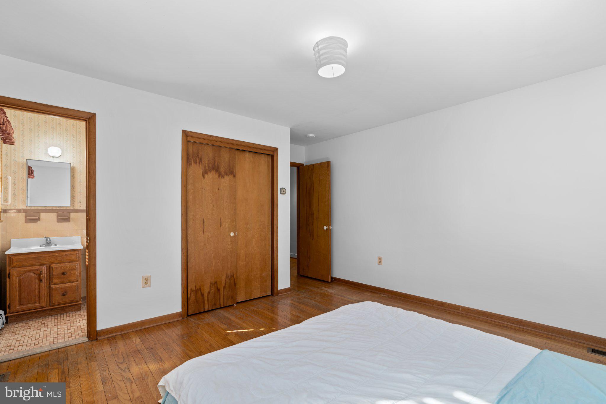 4921 GREEN BRIDGE RD