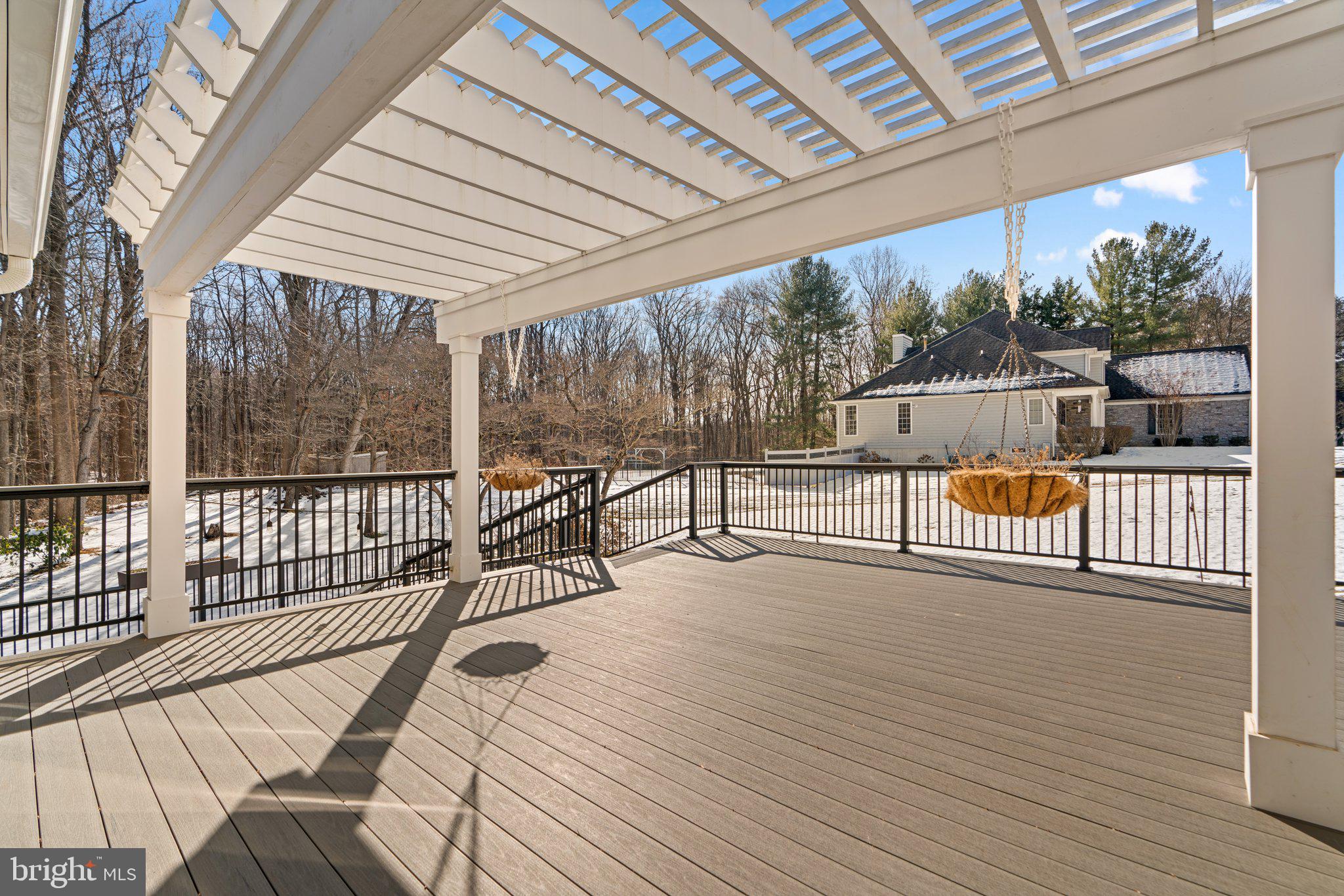 4921 GREEN BRIDGE RD