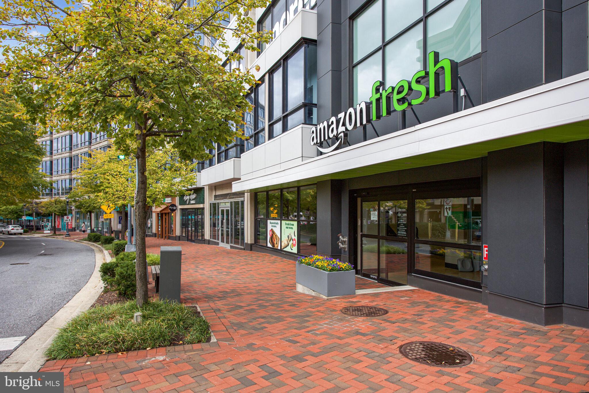 4515 Willard Avenue Unit: 1108S