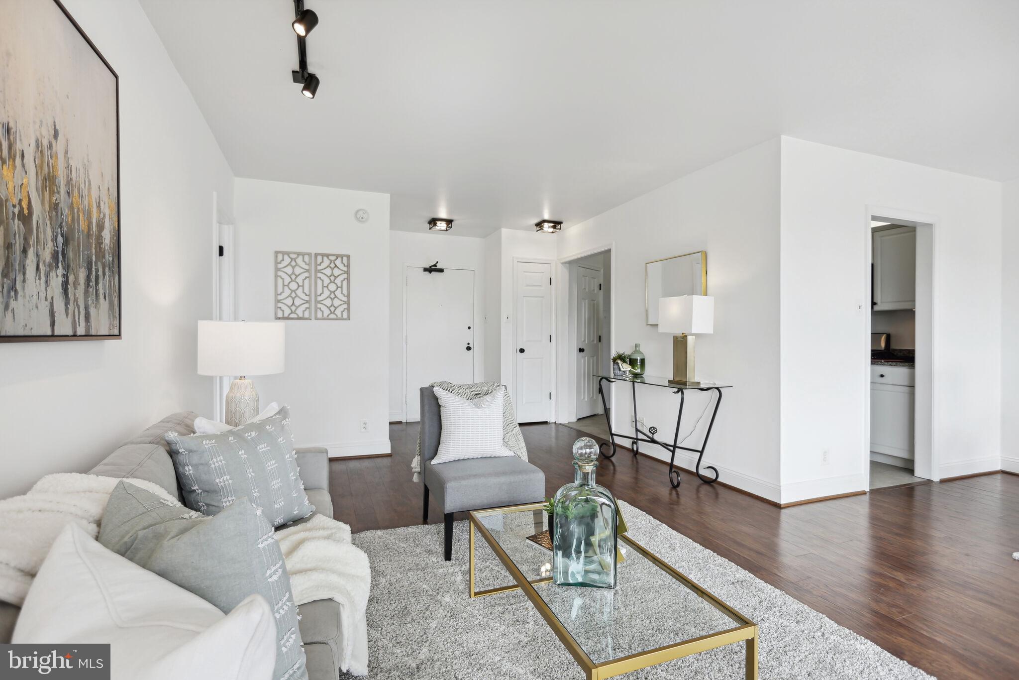 4515 Willard Avenue Unit: 1108S