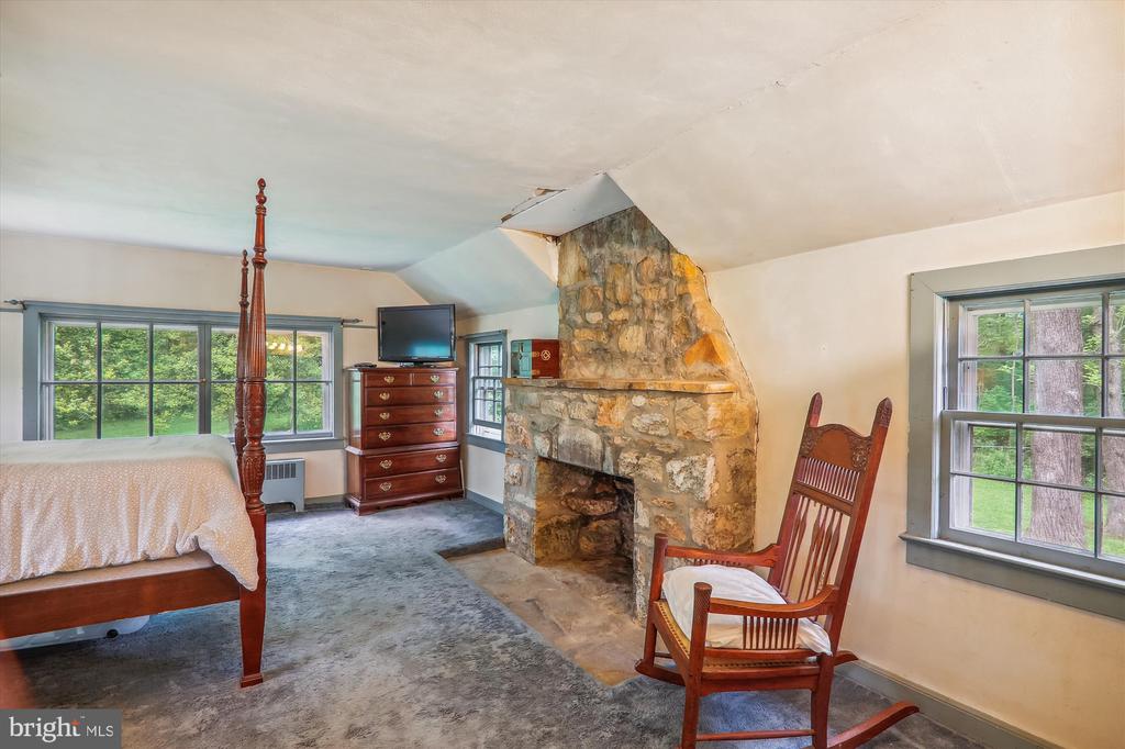 1820 Tucker Lane