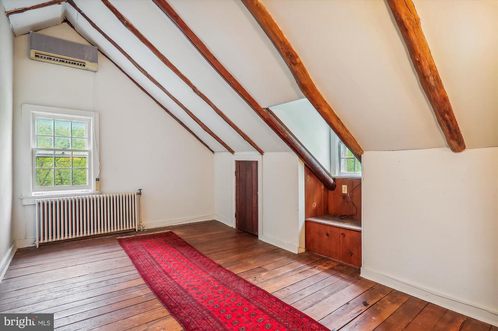 1820 Tucker Lane