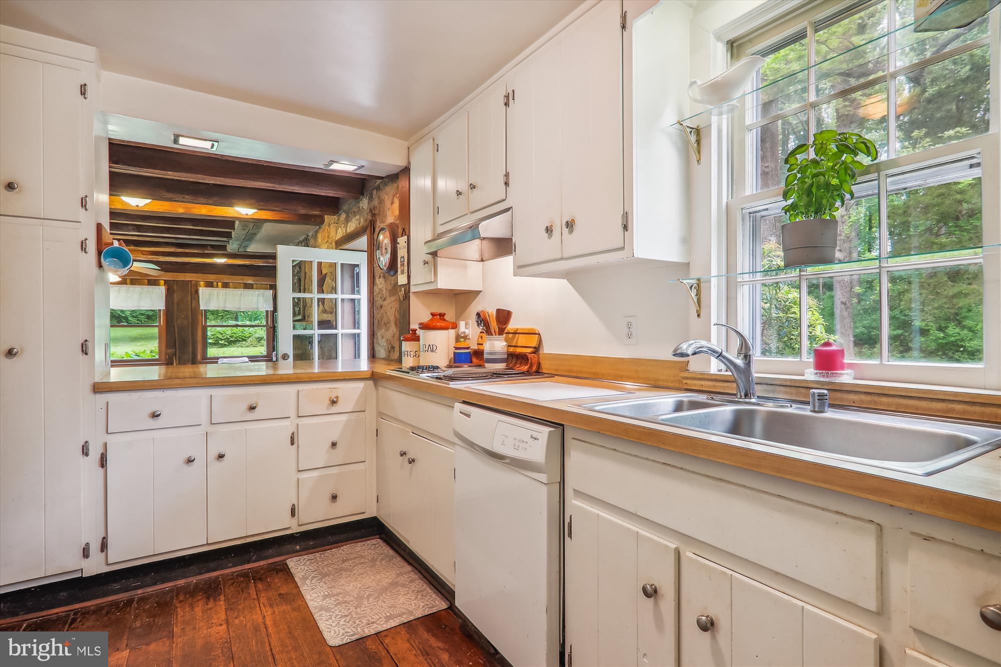 1820 Tucker Lane
