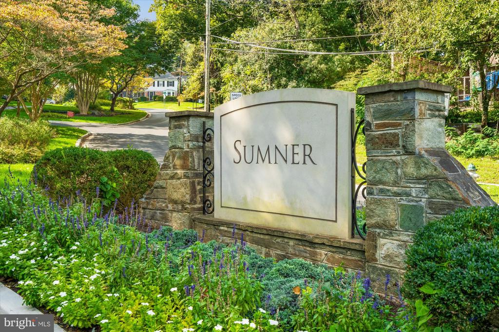 4915 Fort Sumner Dr