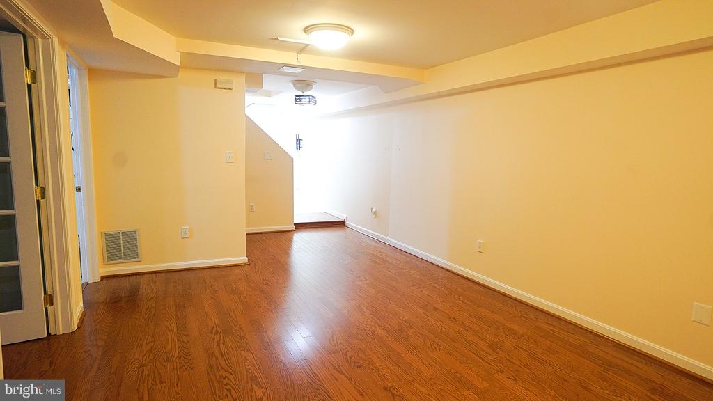 15350 PEACH ORCHARD RD