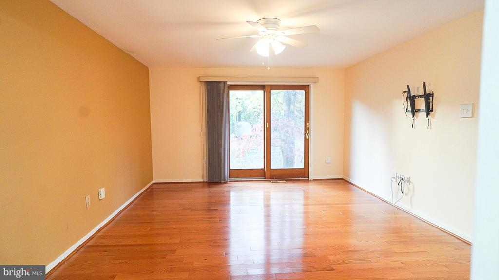 15350 PEACH ORCHARD RD