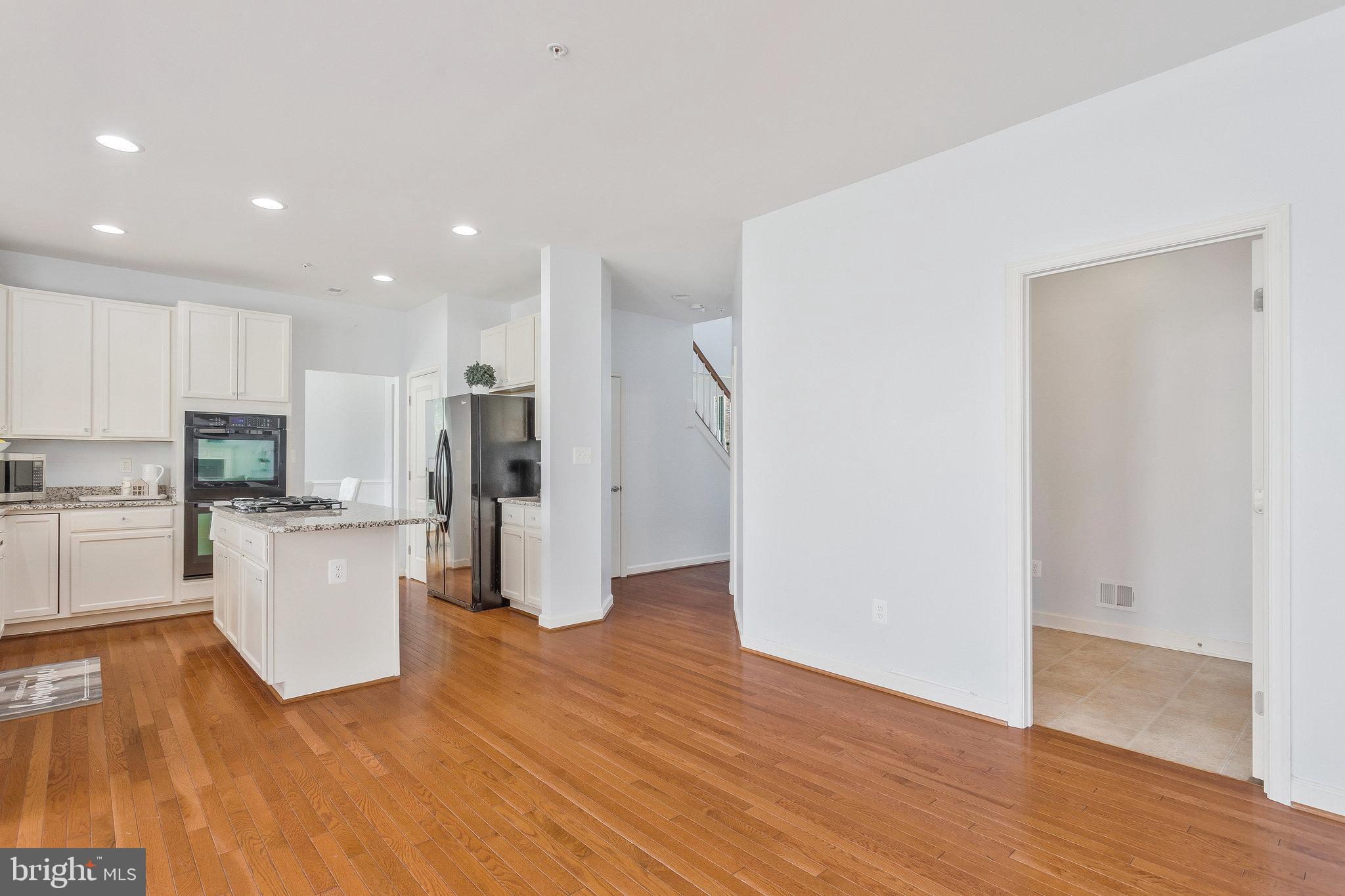 7045 SAND CHERRY WAY