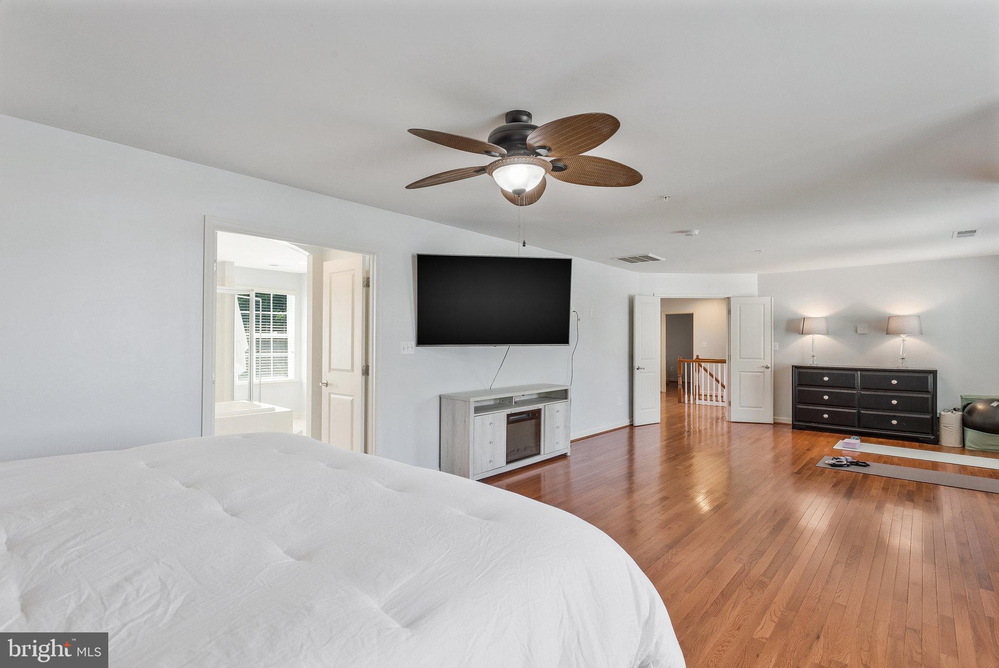 7045 SAND CHERRY WAY