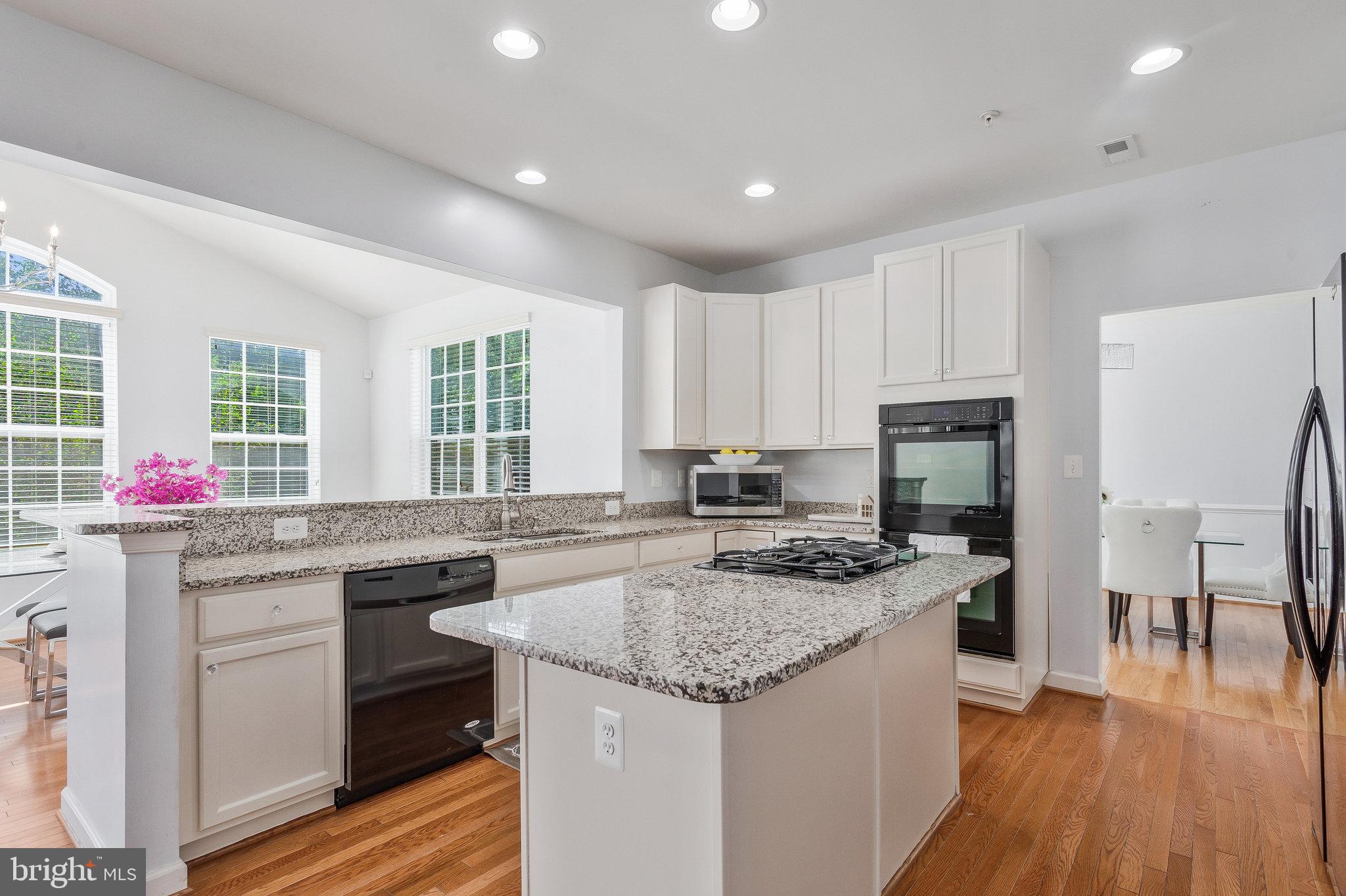 7045 SAND CHERRY WAY