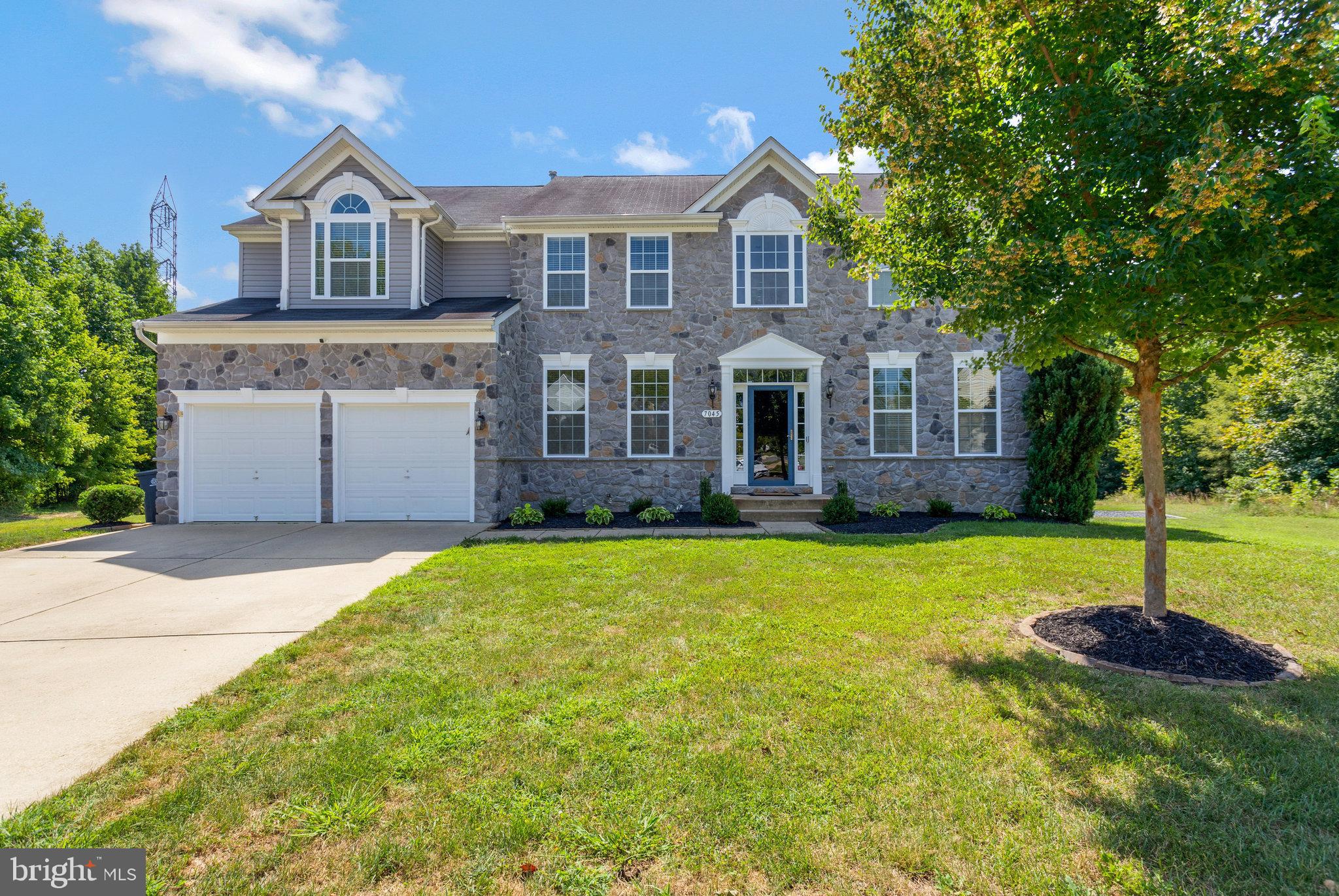 7045 SAND CHERRY WAY