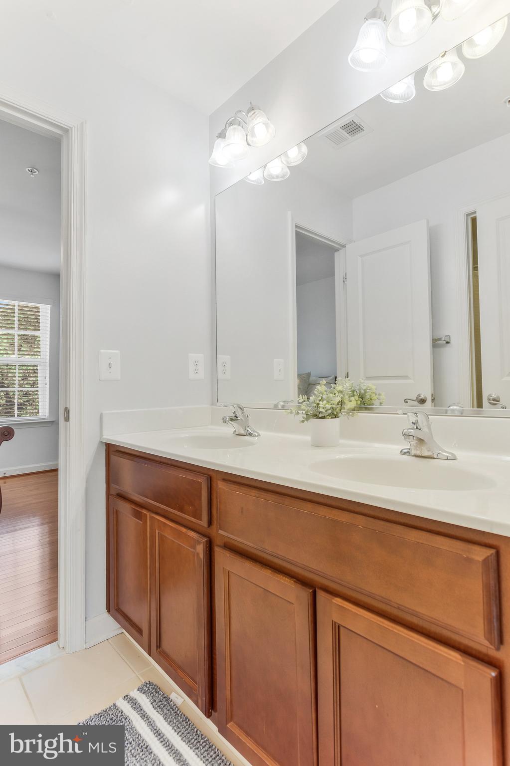 7045 SAND CHERRY WAY