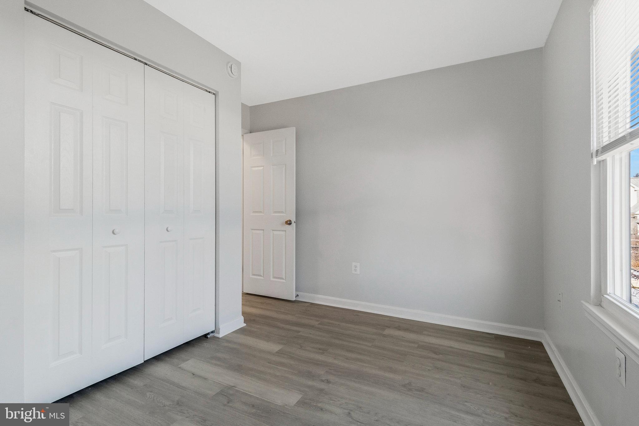 5004 ROANOKE PL