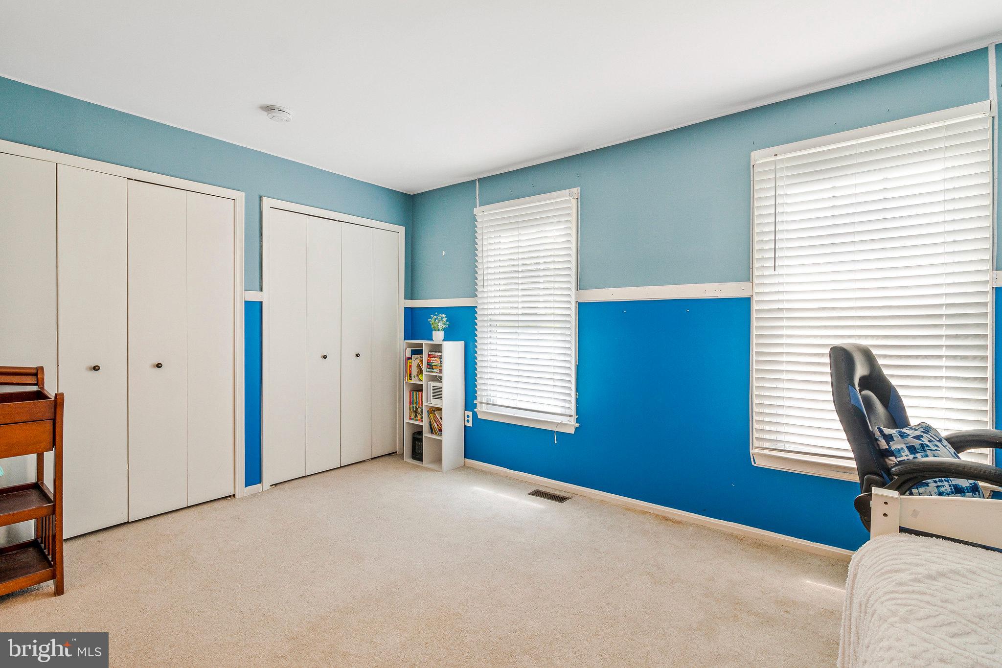 14010 Oxford Dr