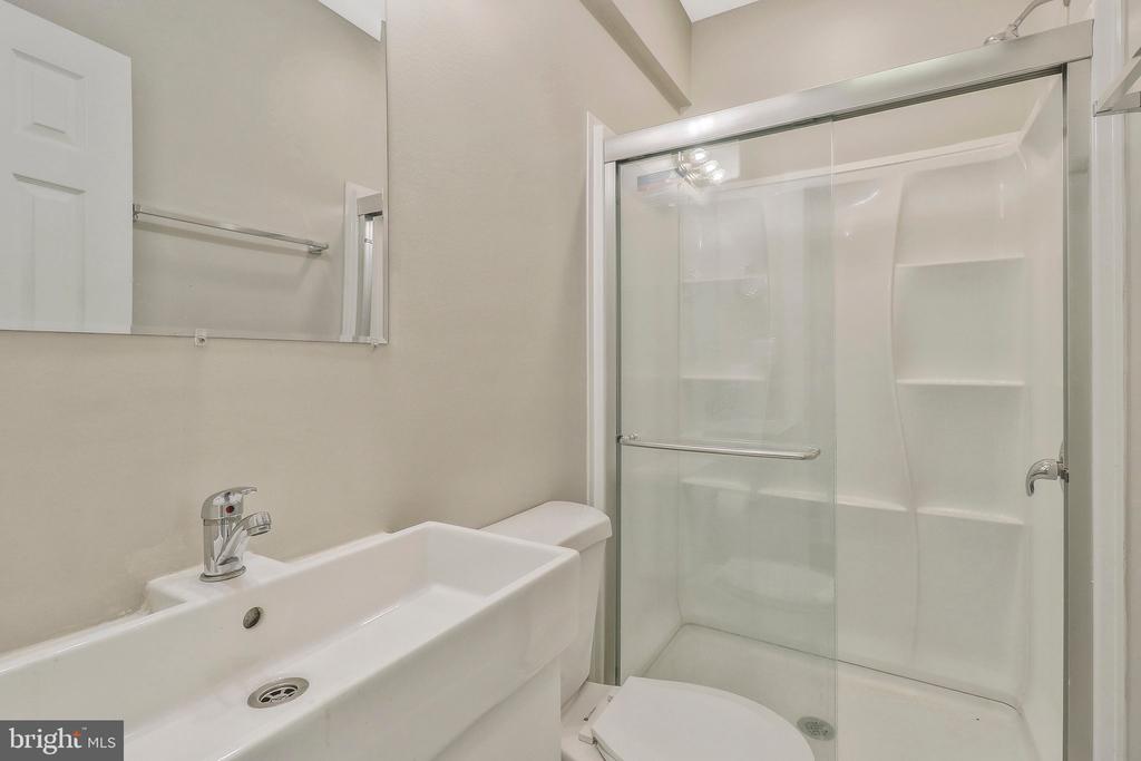 3801 CEDAR CROFT PLACE