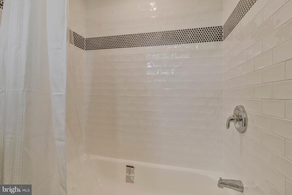 3801 CEDAR CROFT PLACE