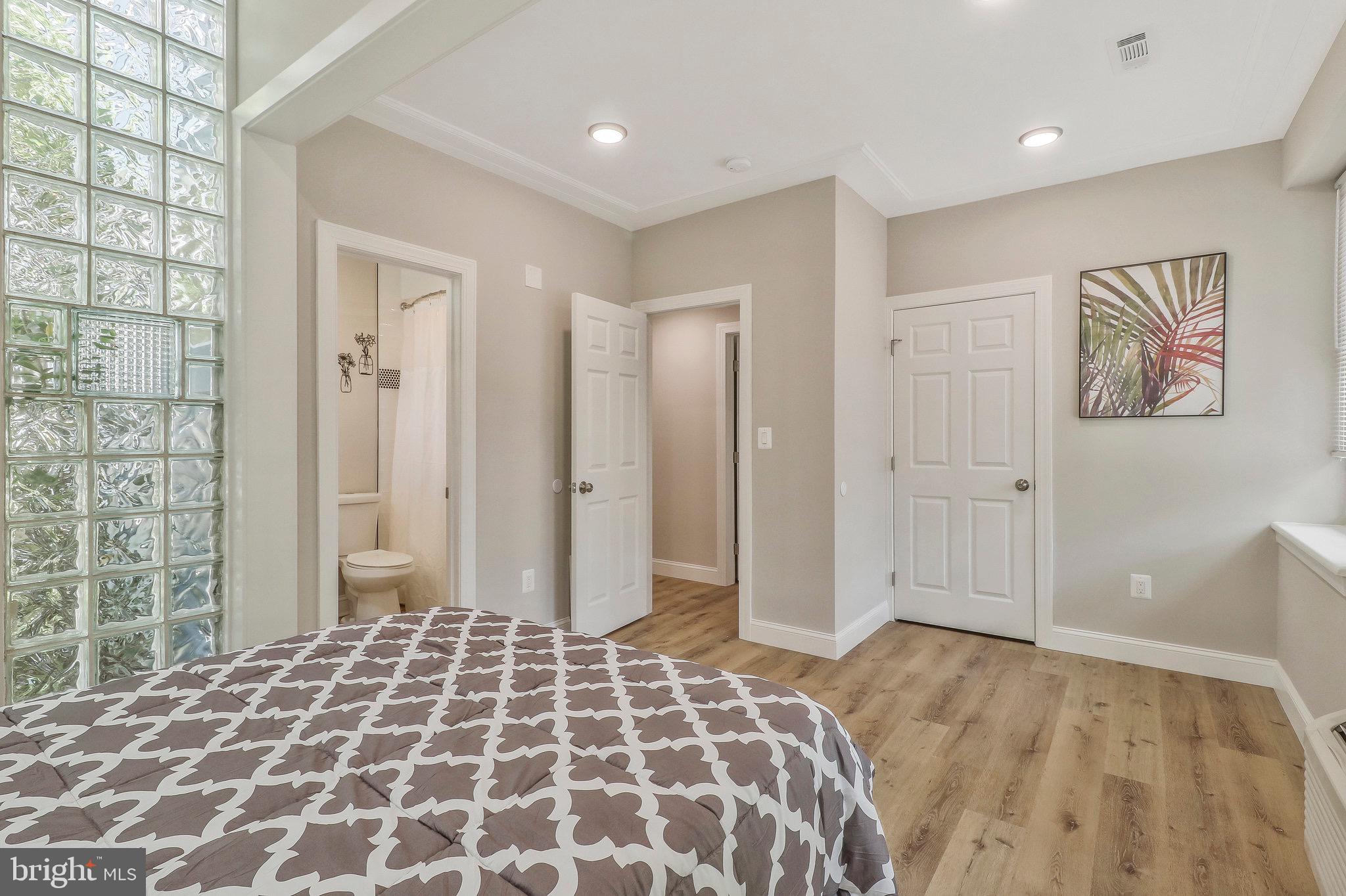 3801 CEDAR CROFT PLACE