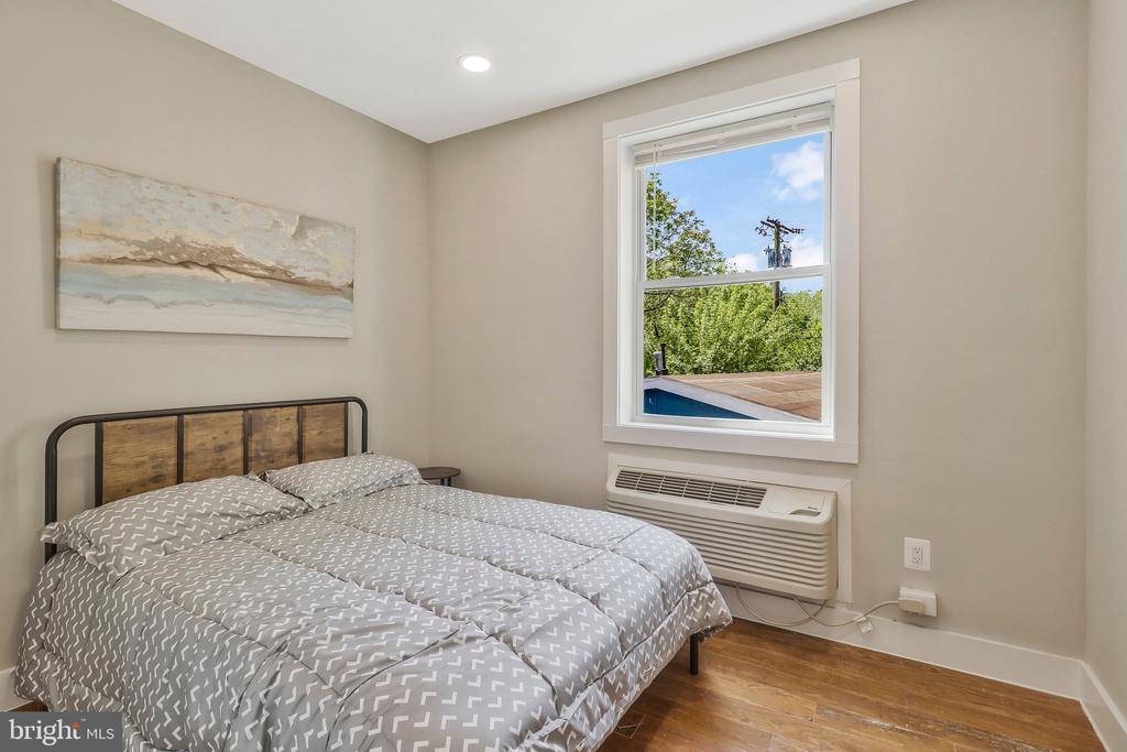 3801 CEDAR CROFT PLACE