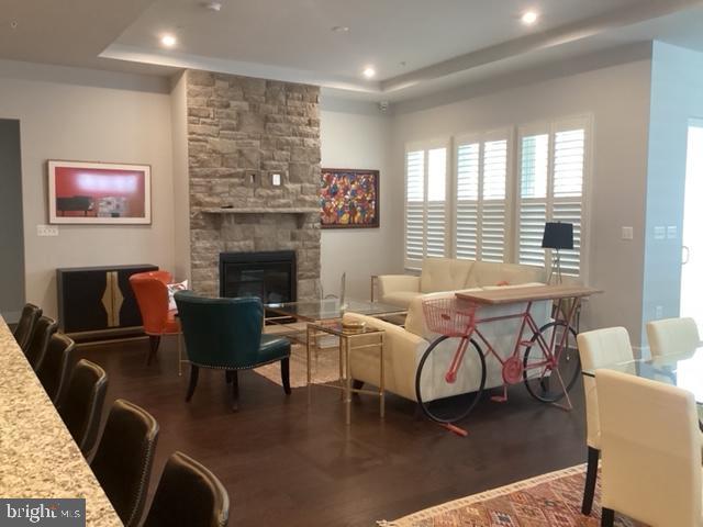 113 STARLIGHT CT