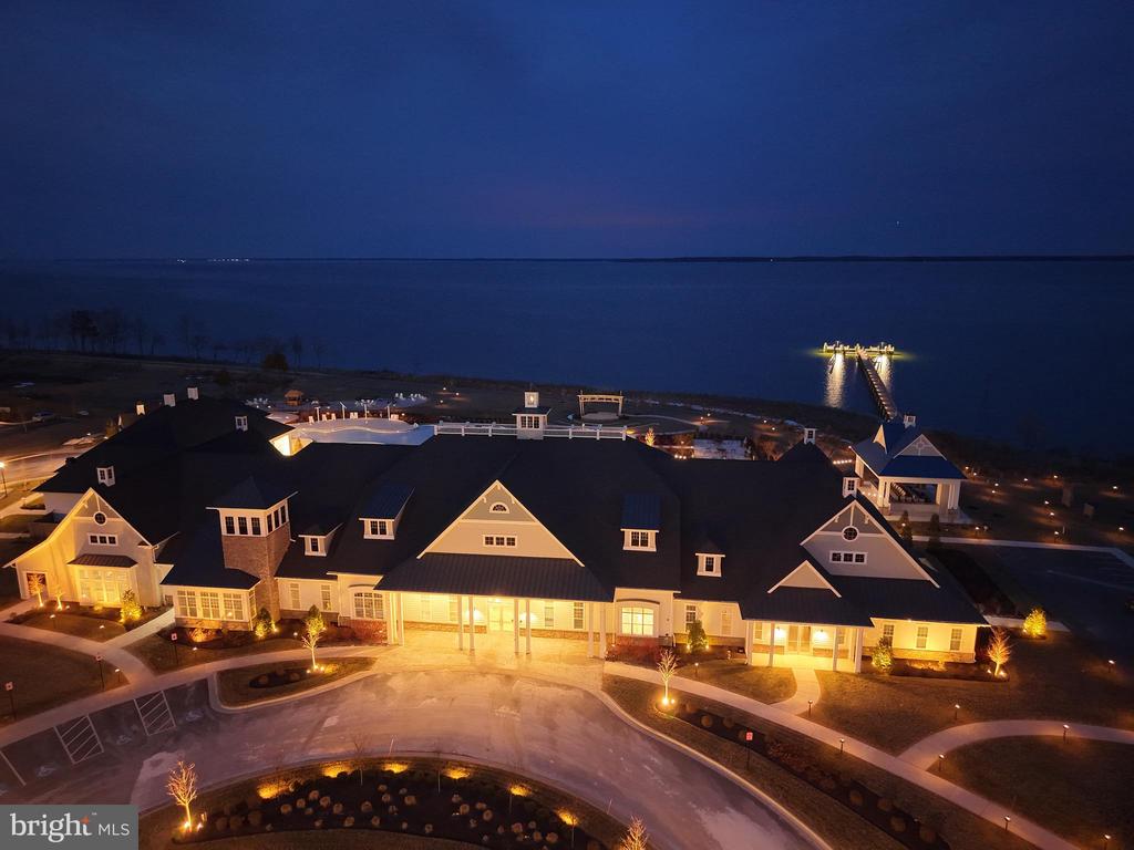 113 STARLIGHT CT