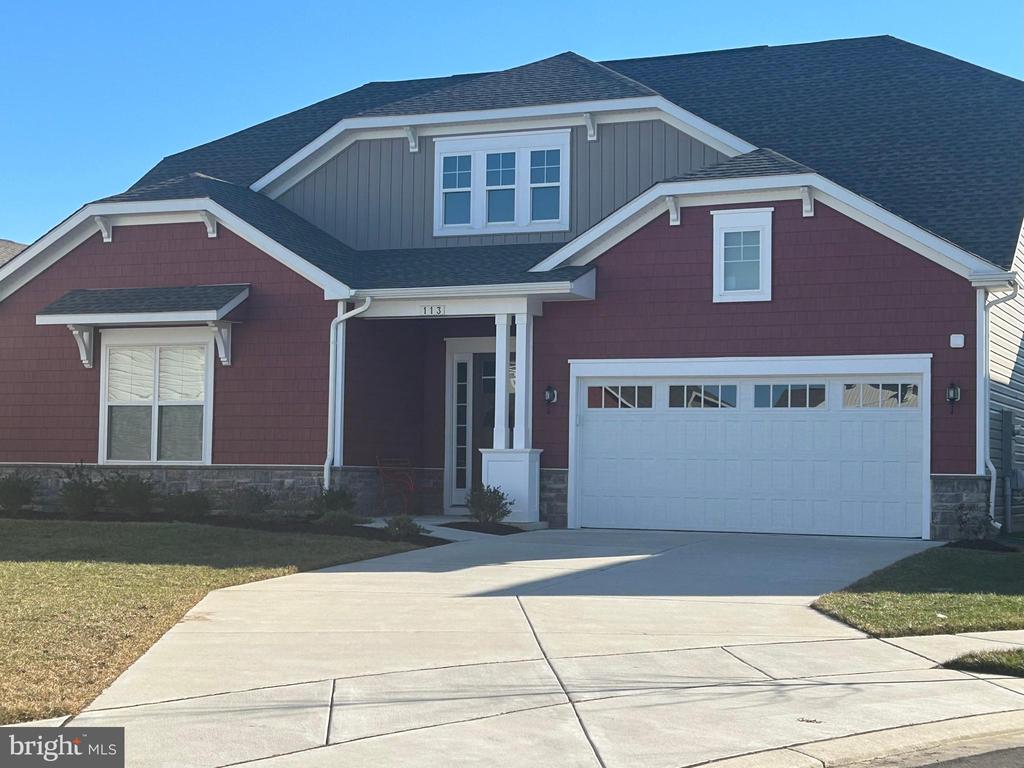 113 STARLIGHT CT