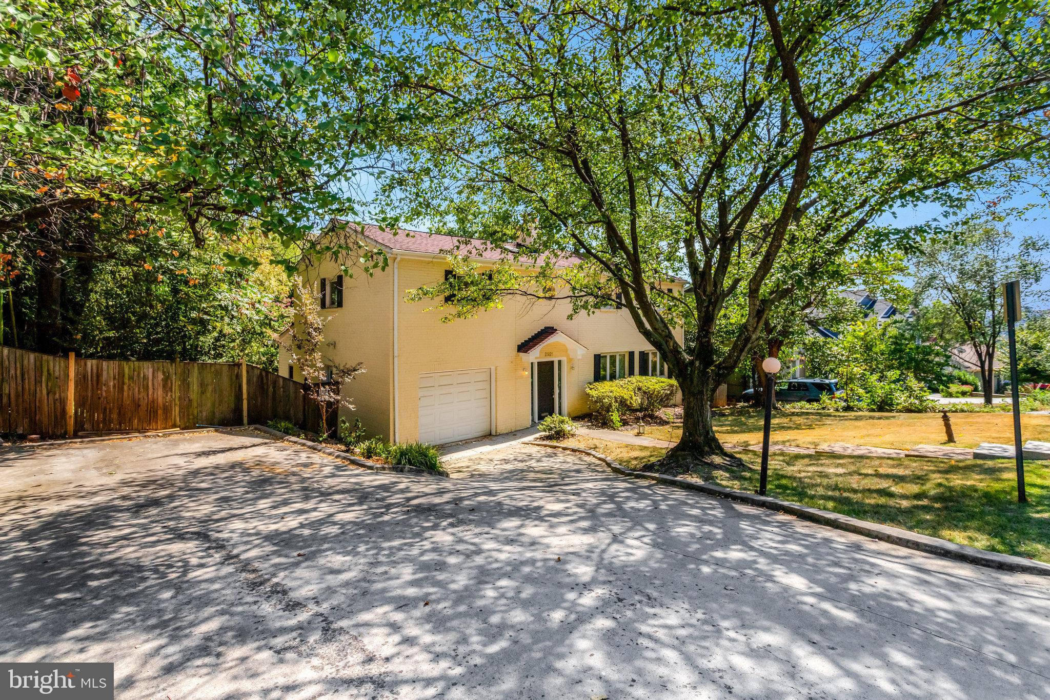 2921 S GRANT