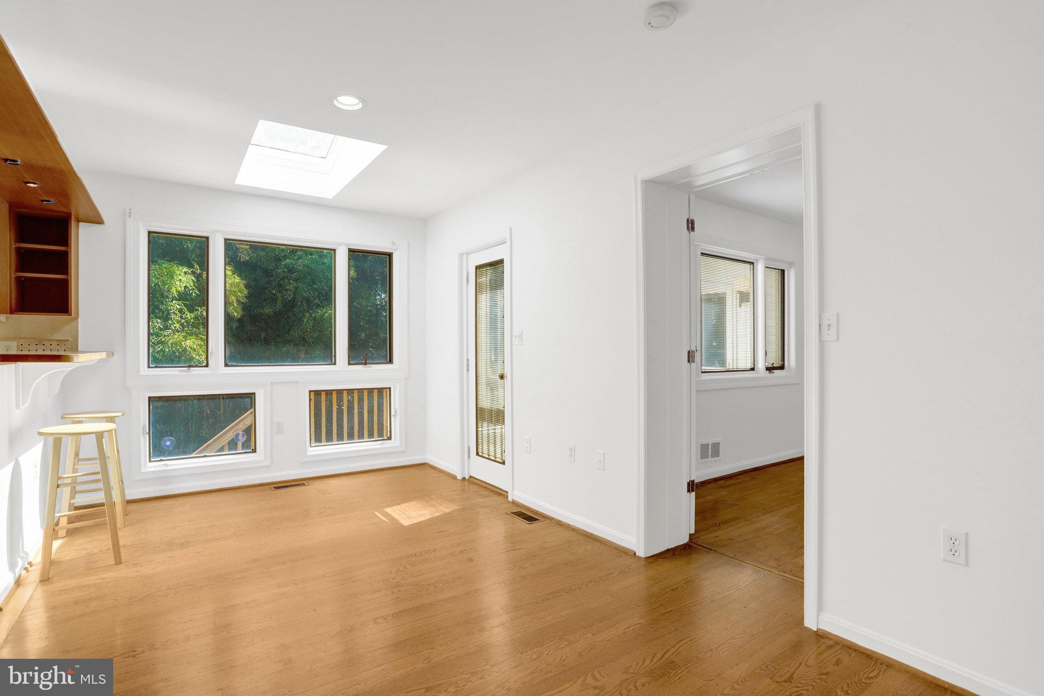 2921 S GRANT