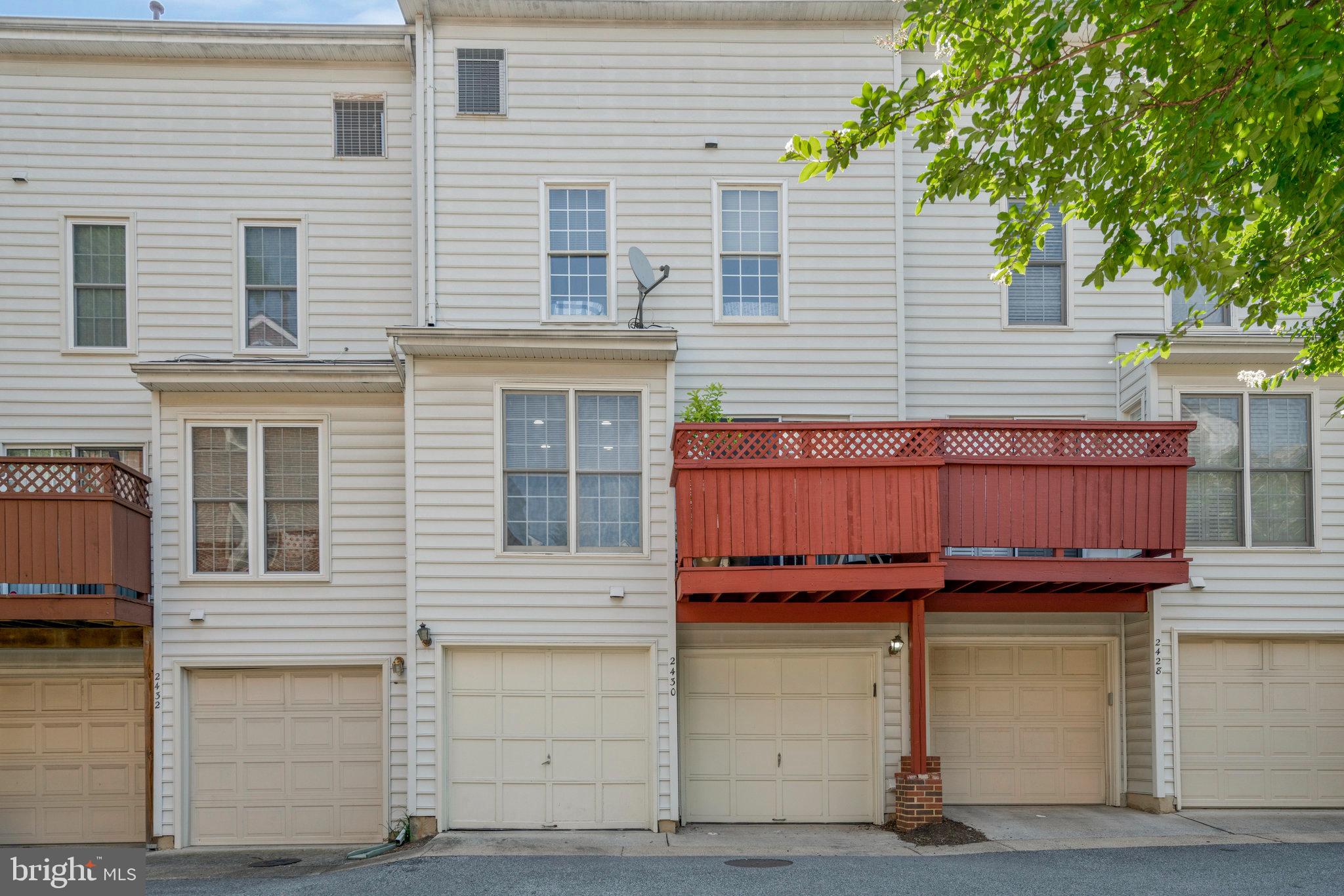 2430 GARNETT DR