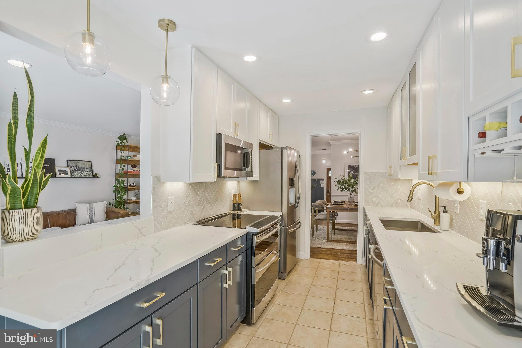 5877 Woodfield Estates Dr