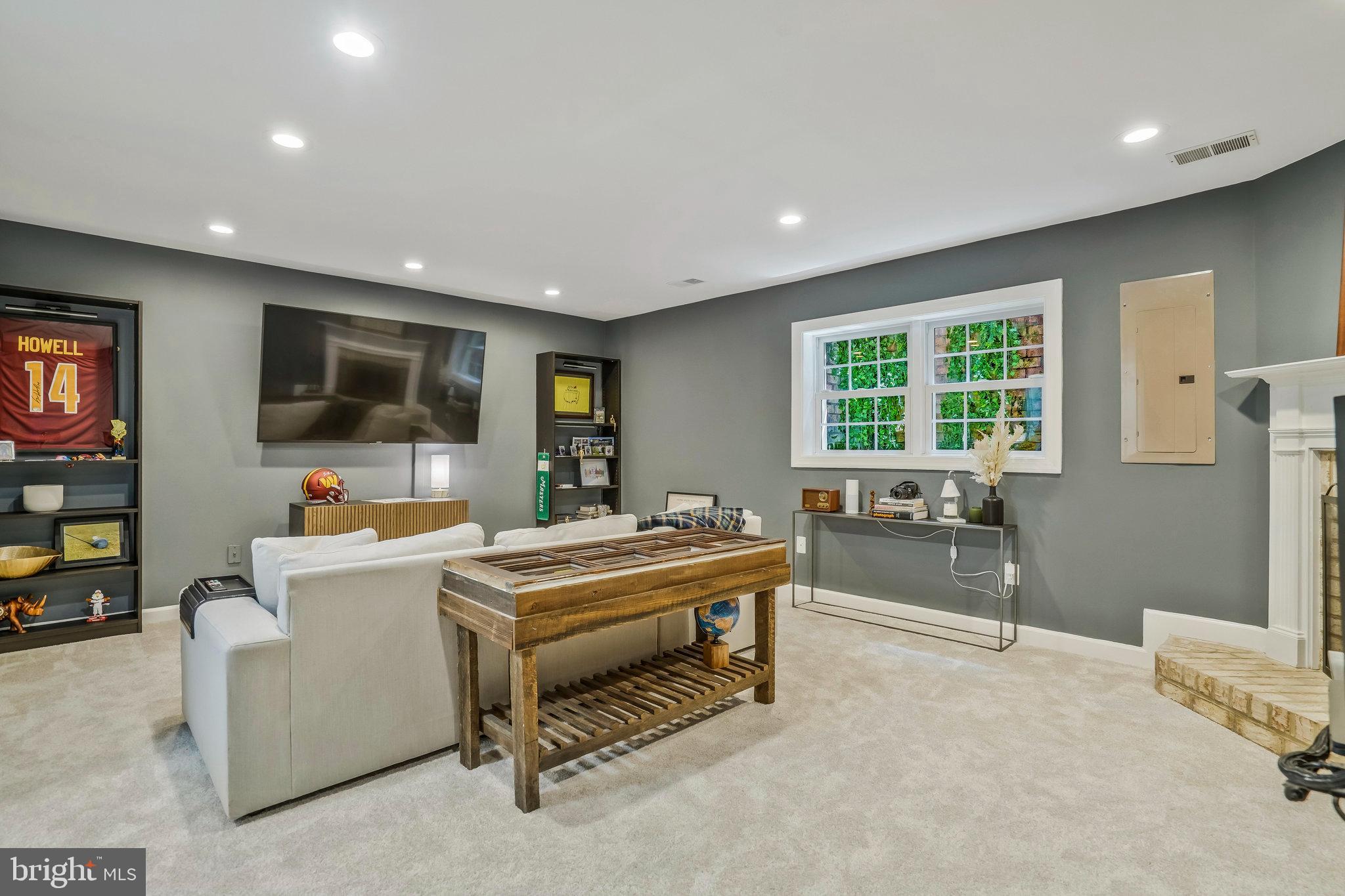 5877 Woodfield Estates Dr