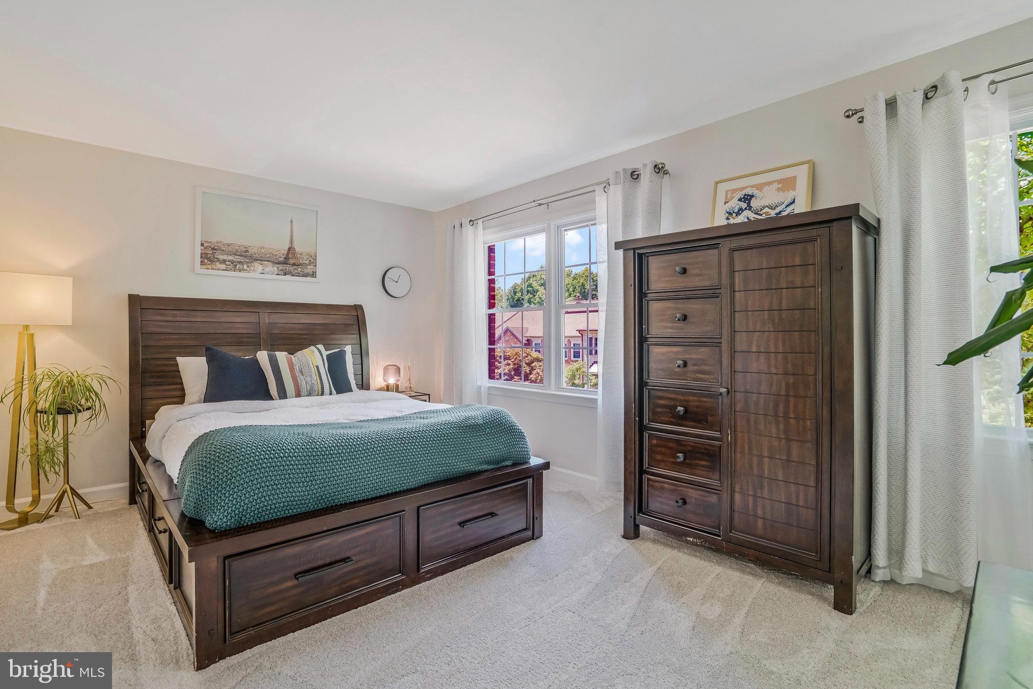 5877 Woodfield Estates Dr