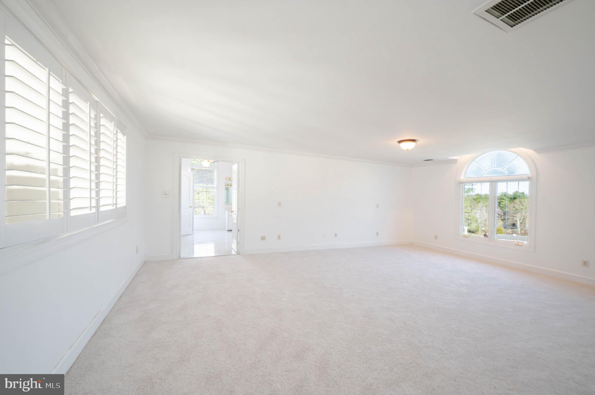 6601 Stonecrest Ln