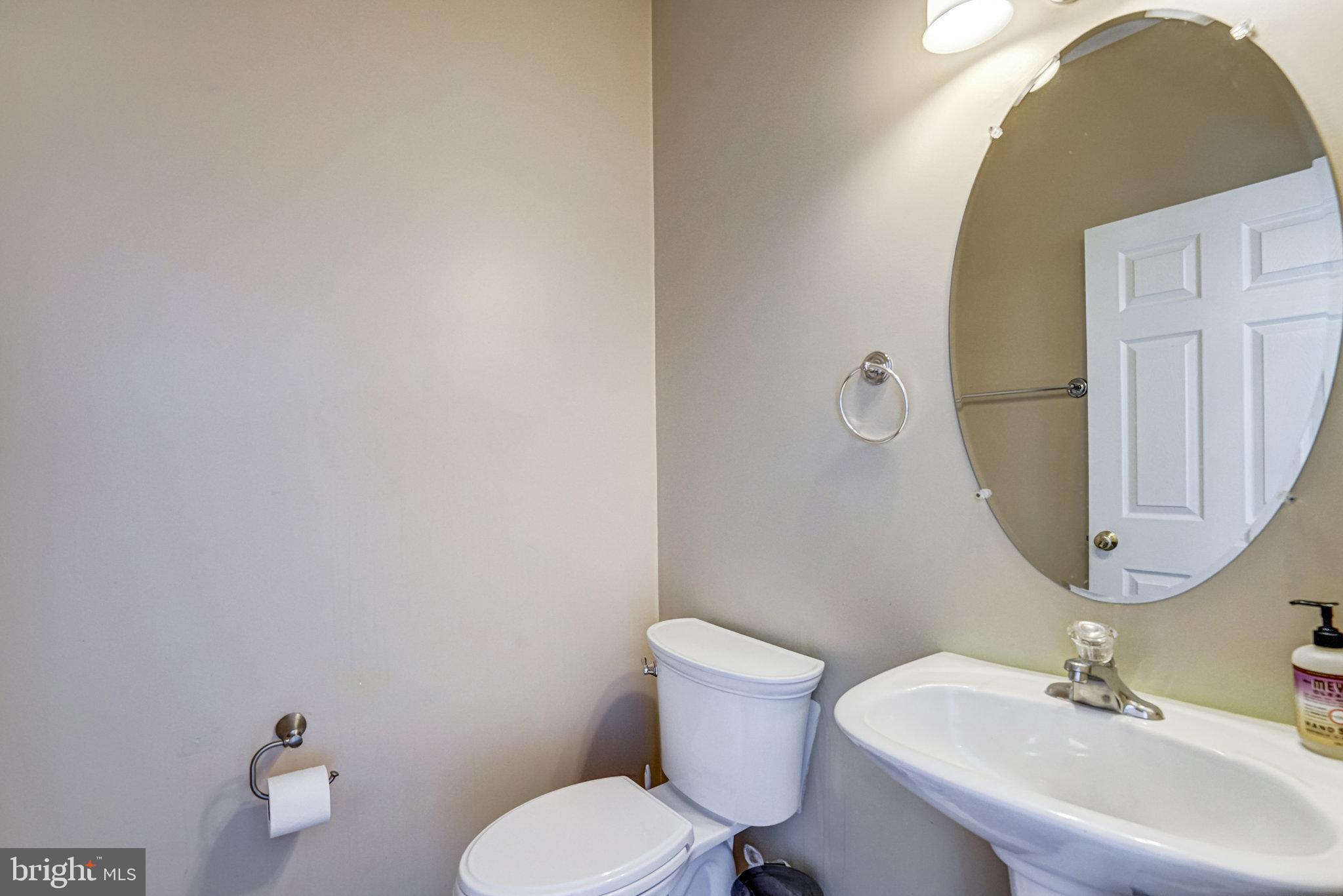 8535 WYNGATE MANOR COURT