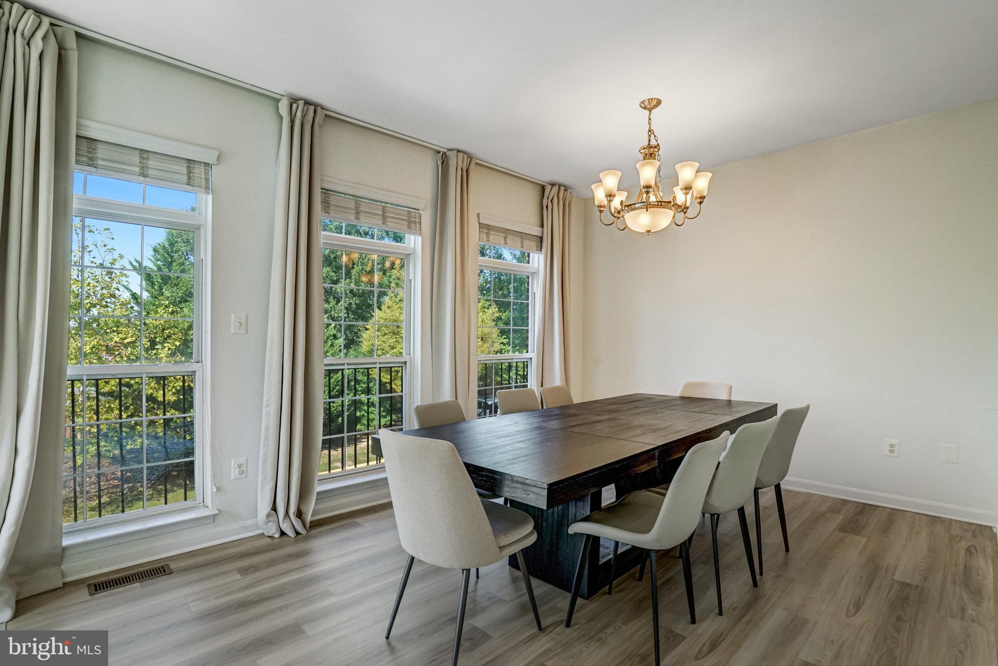 8535 WYNGATE MANOR COURT