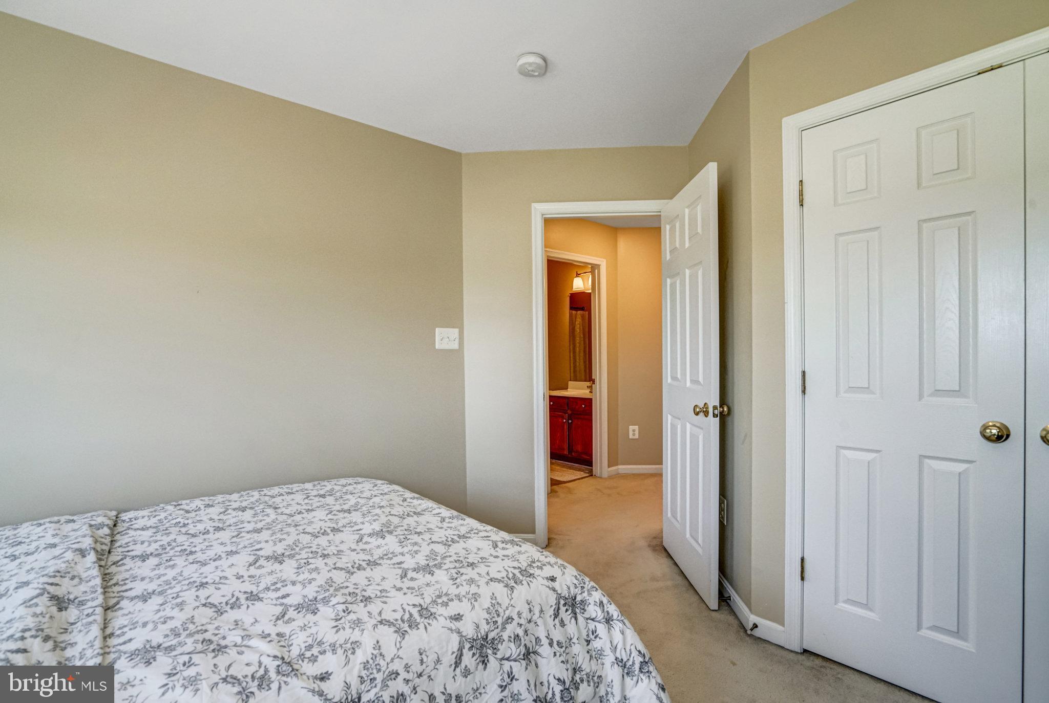 8535 WYNGATE MANOR COURT