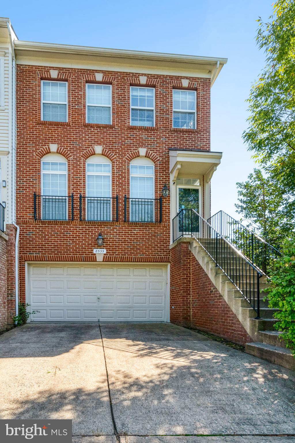 8535 WYNGATE MANOR COURT