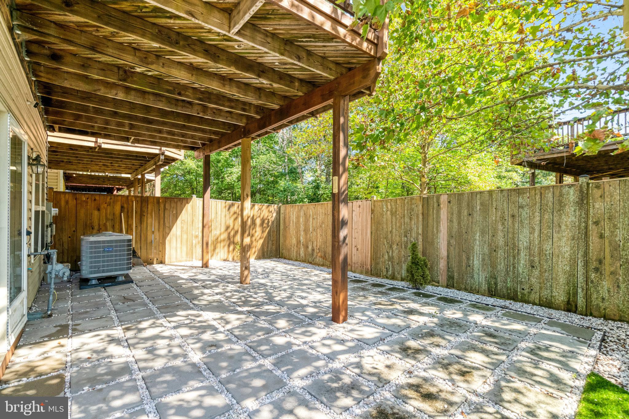 8535 WYNGATE MANOR COURT