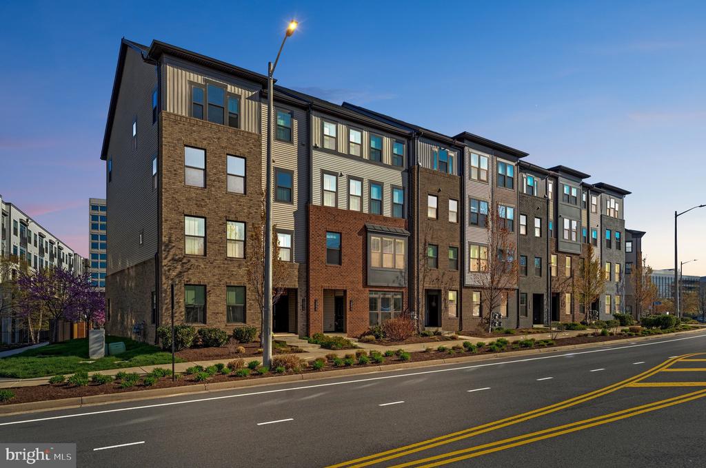 13270 WOODLAND PARK ROAD 3J
