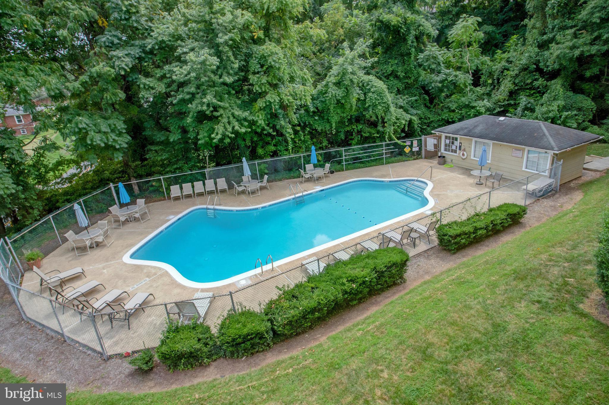 1521 Colonial Drive Unit: 203